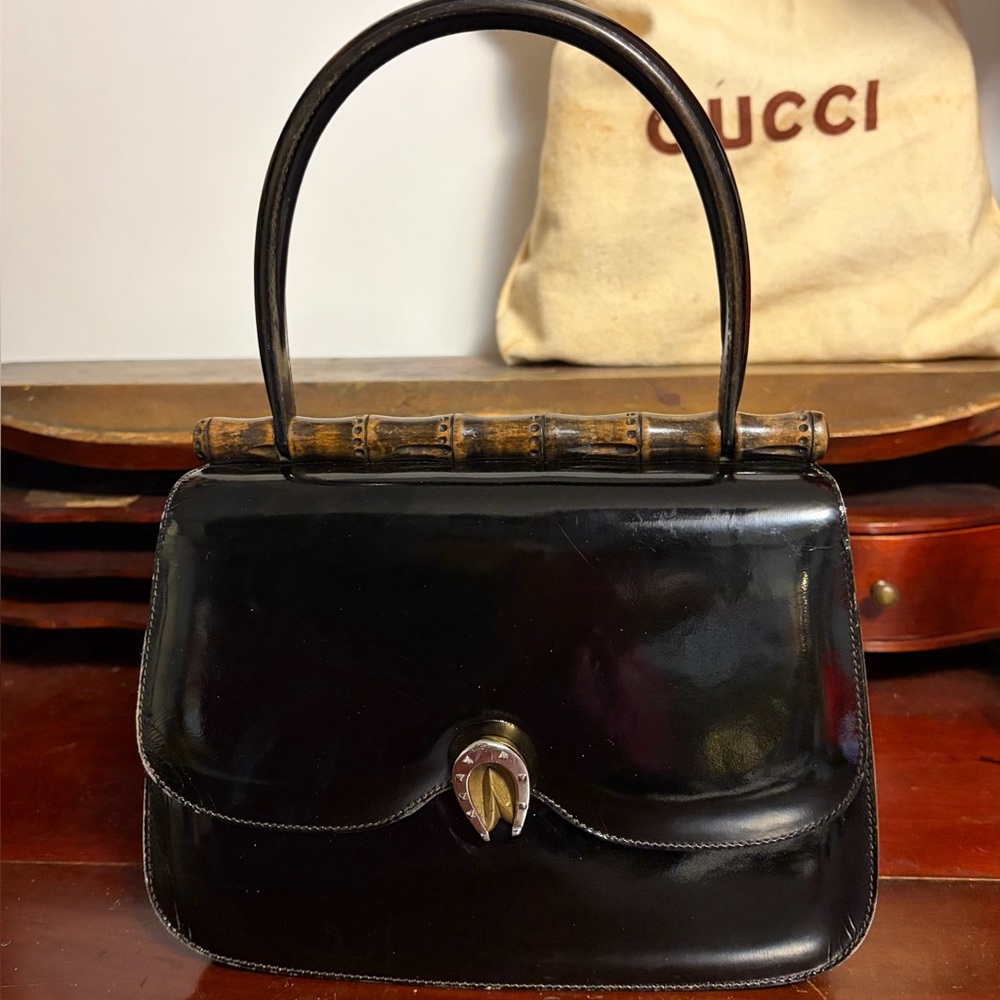 A collectible piece, wonderful for display!